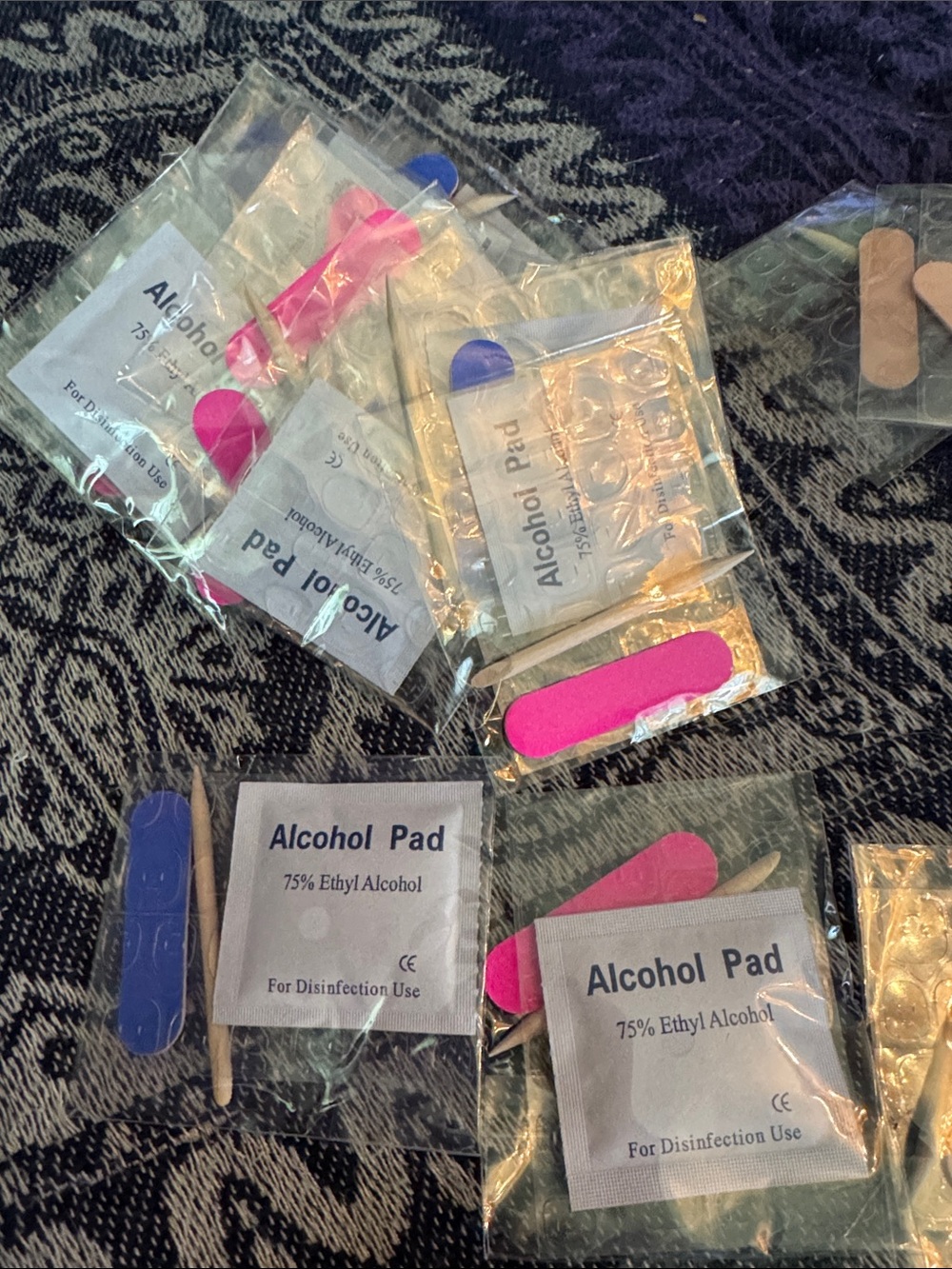 31 Nail sticky application pads — Pink & Blue Travel Files with Alcohol Pads